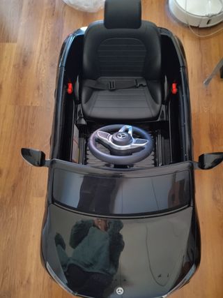 Coche Mercedes para niño