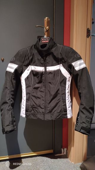 Chaqueta mujer para moto 