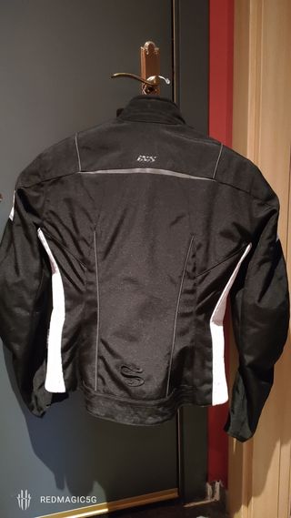 Chaqueta mujer para moto 