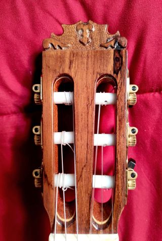 *** GUITARRA FLAMENCA RAFA BERNAL - GAMA ALTA ***