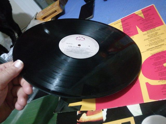 vinilo los lunes