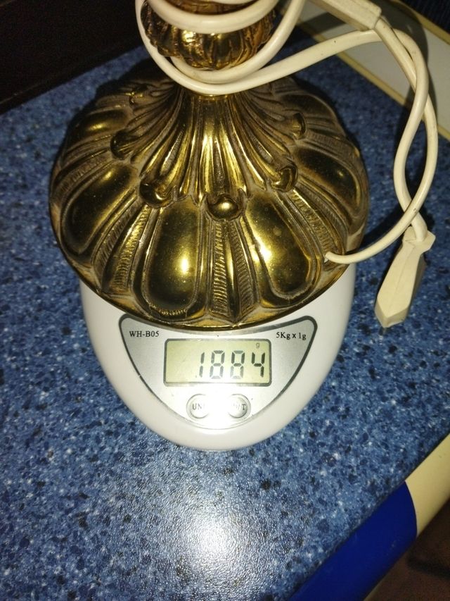 vecchia coppia di lampade in bronzo