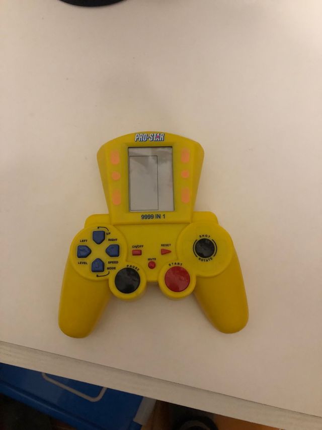 Consola con 9999 en 1 juegos