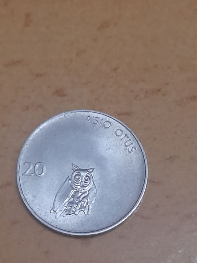 Moneda 20 stotinov eslovenia, 5 euros.