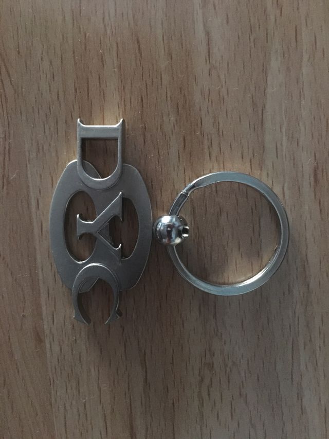 Llavero DYC para coleccionistas.