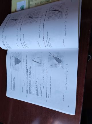 MATEMÁTICAS SOLUCIONARIO.C.S.2°Bachillerato
