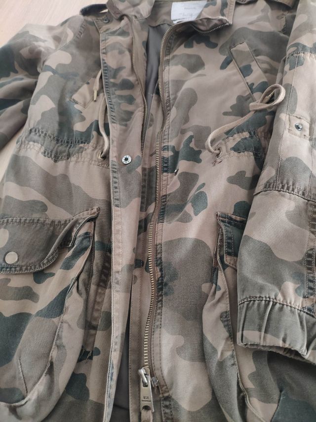 Parka militar chica Bershka S