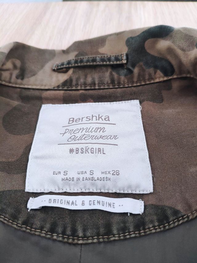 Parka militar chica Bershka S