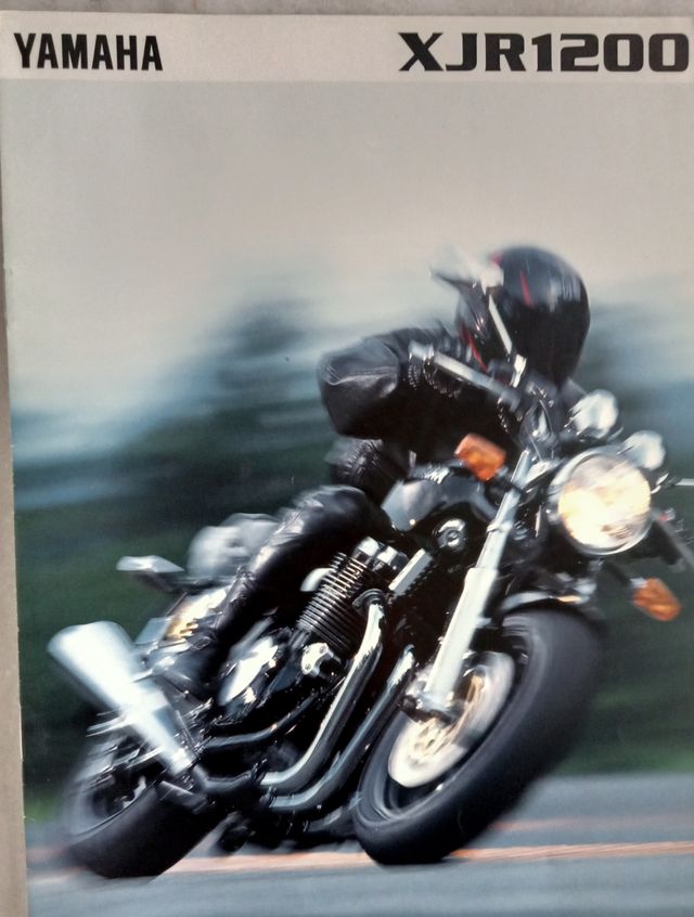Yamaha XJR 1200 folleto dossier publicidad