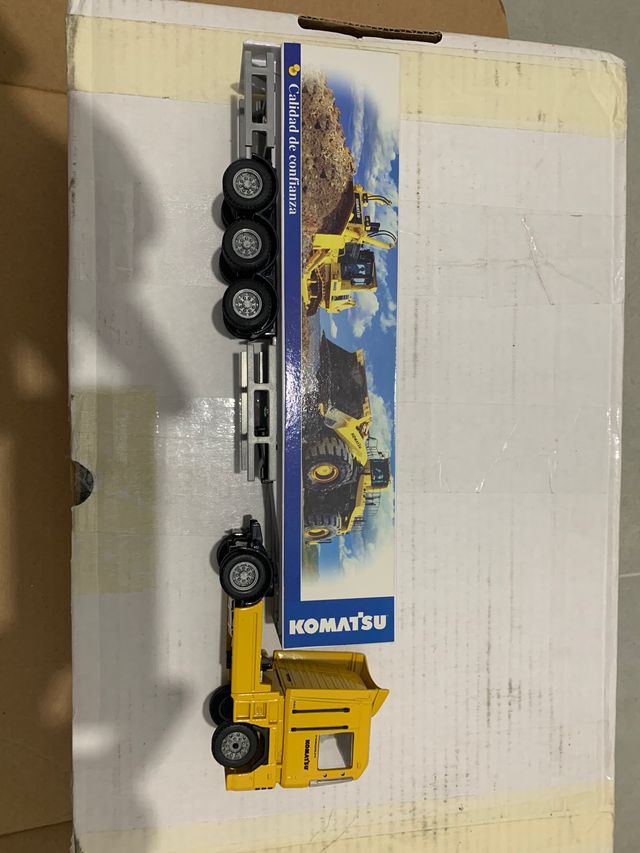 Renault magnum komatsu de joal ref 373