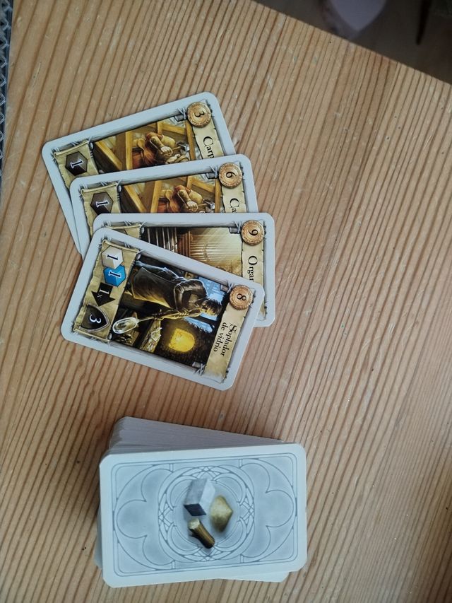 Los pilares de la tierra, juego mesa