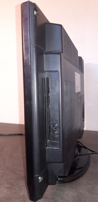 TV MONITOR 22" con DVD, TDT, HDMI, VGA, USB, etc