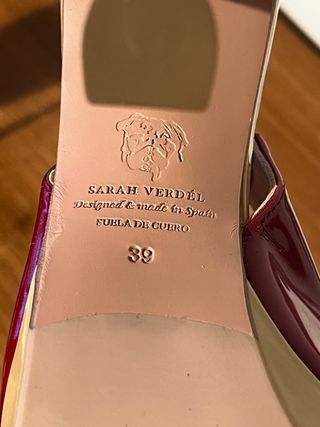 Zapato tacón rojo Sarah Verdel