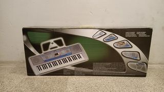 Piano electrónico