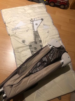 Cuna de viaje jané