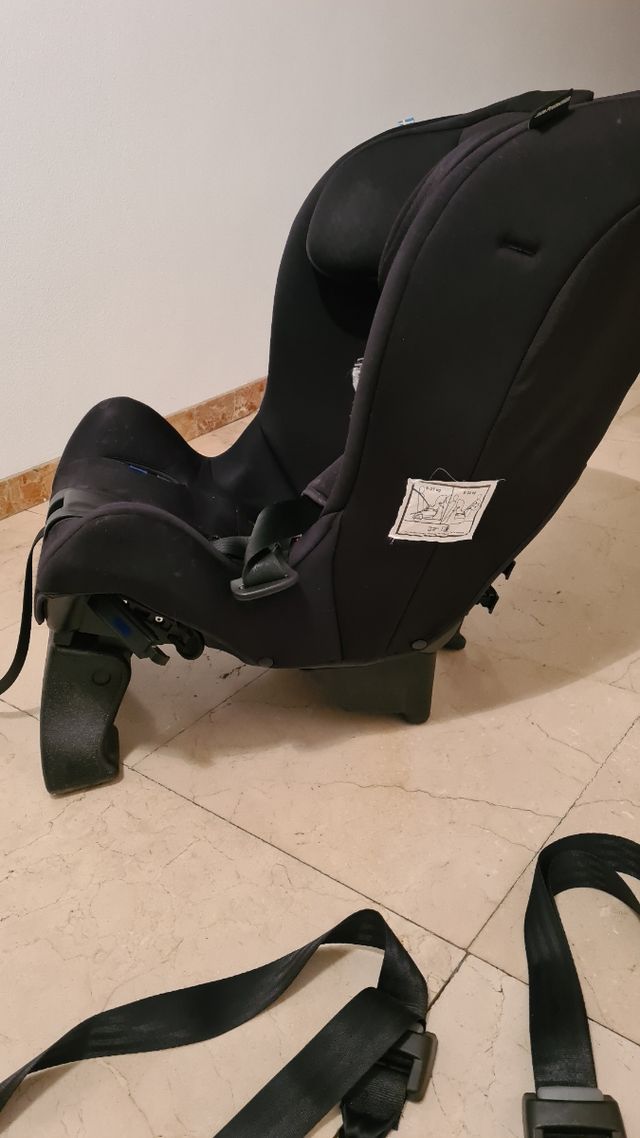 Silla coche a contramarcha. Axkid Wolmax