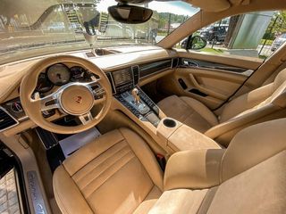 Porsche Panamera GTS NACIONAL MUY EXCLUSIVO