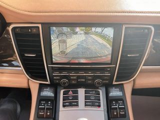 Porsche Panamera GTS NACIONAL MUY EXCLUSIVO