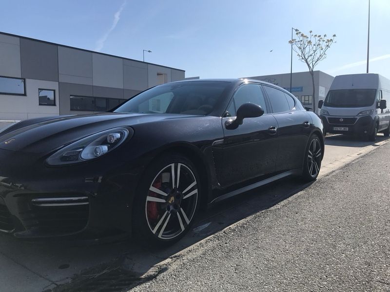 Porsche Panamera GTS NACIONAL con PORSCHE APPROVED - foto 1