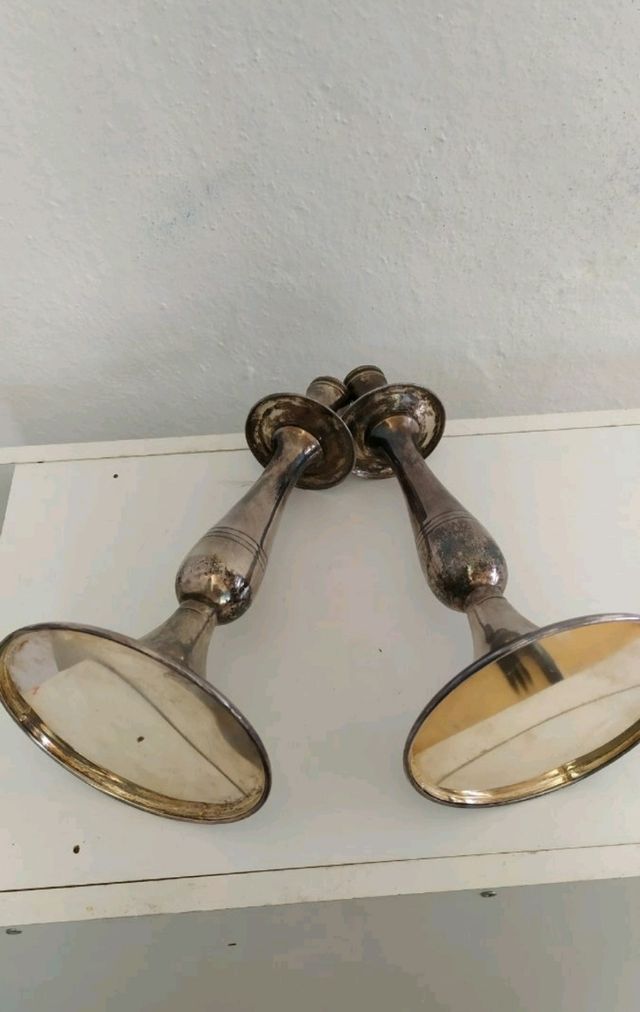 Pareja de candelabros antiguos