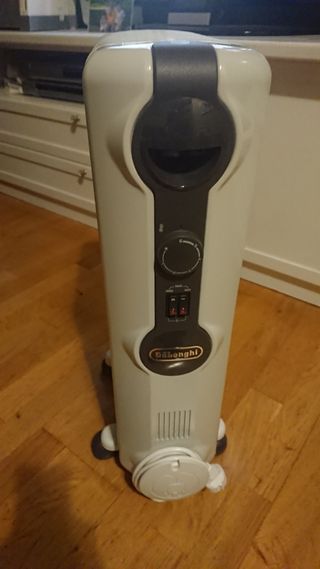 Radiador eléctrico nuevo Delonghi