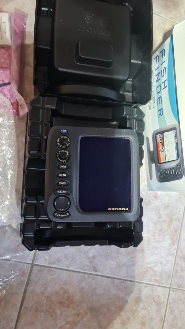 Sonda Furuno FCV 628 con TRANSDUCTOR P66