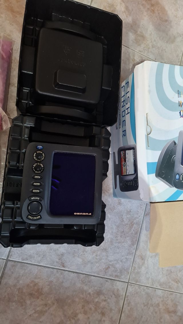 Sonda Furuno FCV 628 con TRANSDUCTOR P66