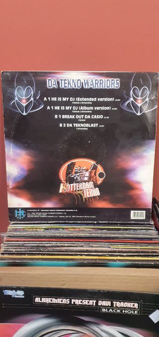 da tekno warruirs - he is my dj