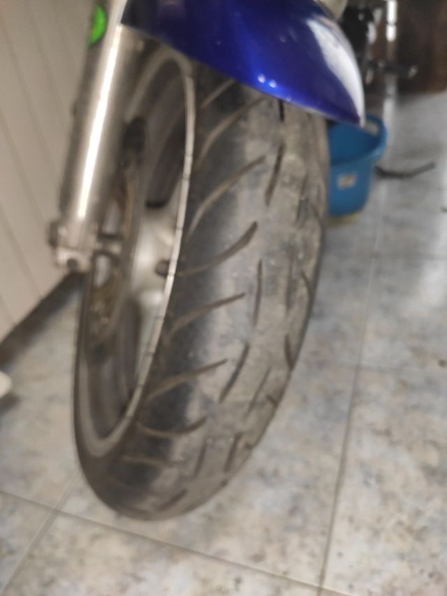 Ruedas Suzuki SV año 2001