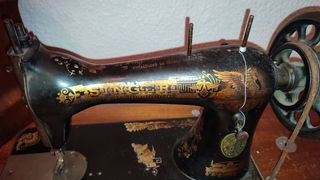 Maquina de coser Singer la máquina y Alfa el pie .