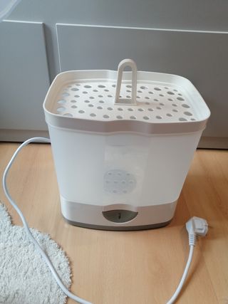 estirilizador de biberones marca CHICCO.