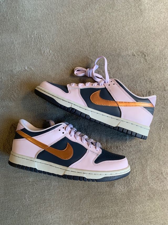 Nike Dunk Low Copper Swoosh