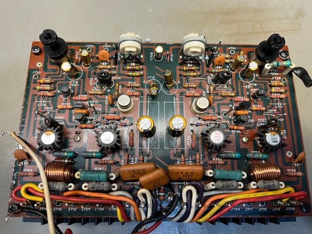 Restauración/Recap Amplificador HiFi Marantz 2235B