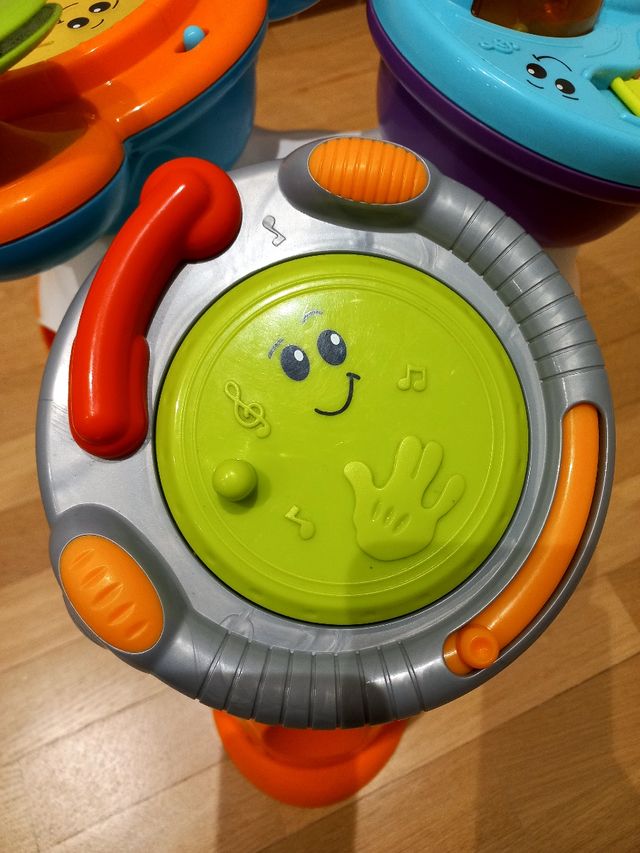 Mesa banda musical de Chicco