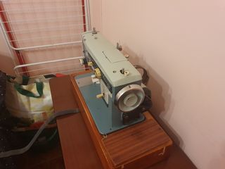 máquina de coser eléctrica