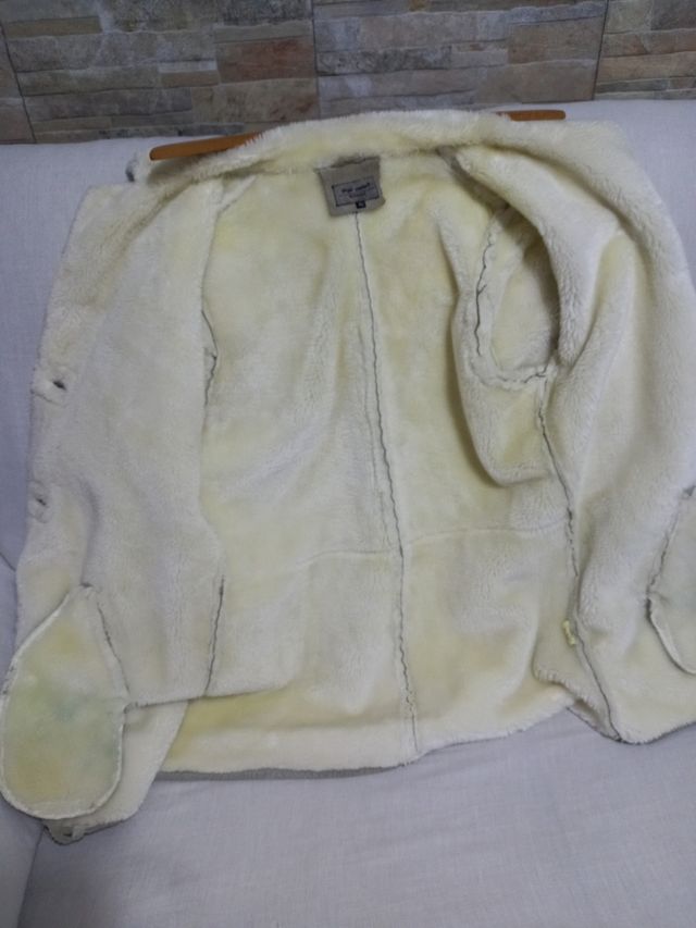 vendo abrigo de piel todo forrado de pelitos talla