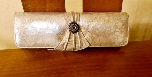 Zapatos y bolso de fiesta