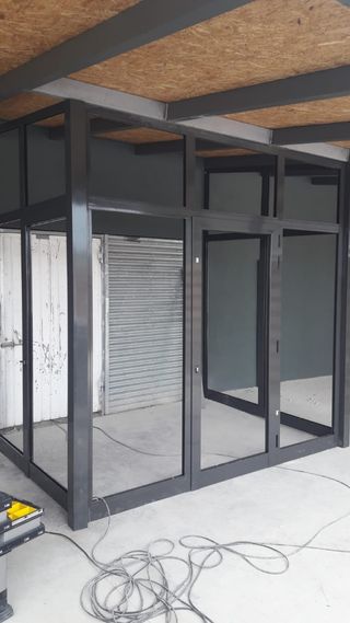 se fabrican ventanas de aluminio y pvc