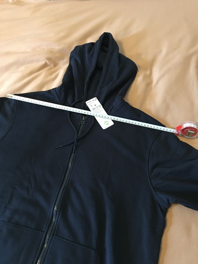 Sudadera con capucha. Azul oscuro. Nueva.