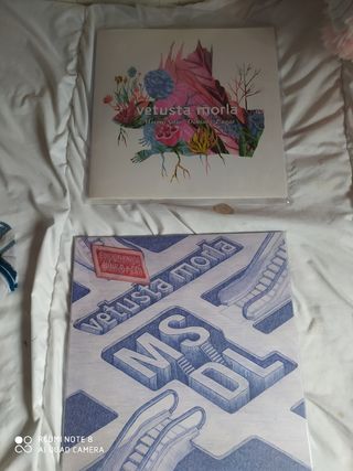 tocadiscos + vinilos vetusta morla