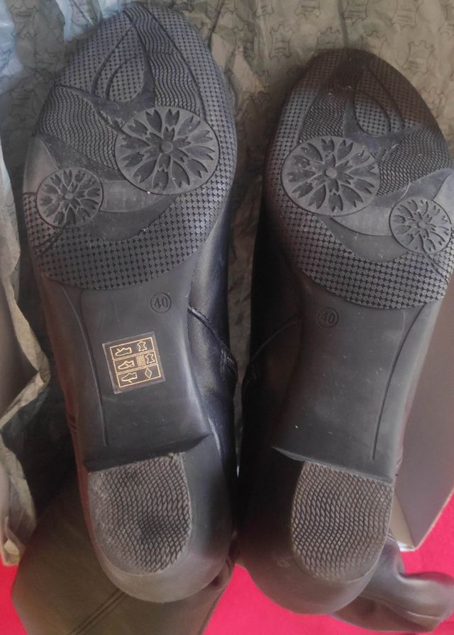 Botas piel negras 40