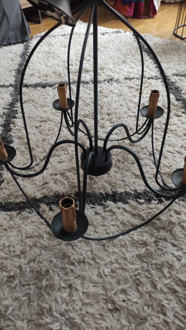 Lámpara tipo araña metálica