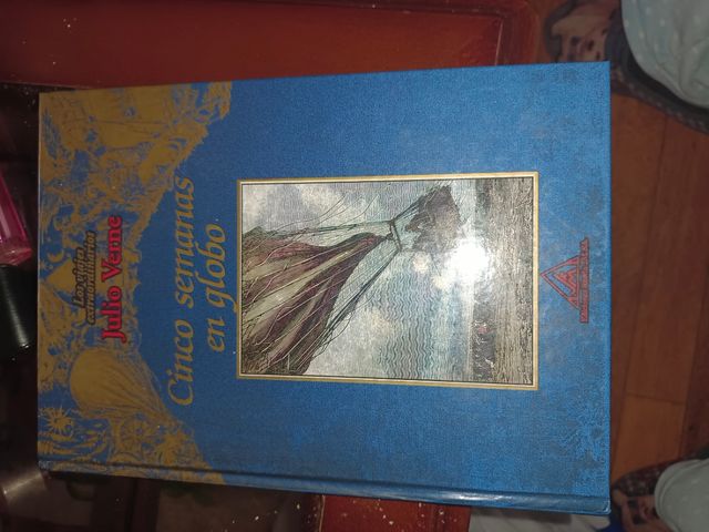 5 libros de julio Verne  todos hay 5 distintos