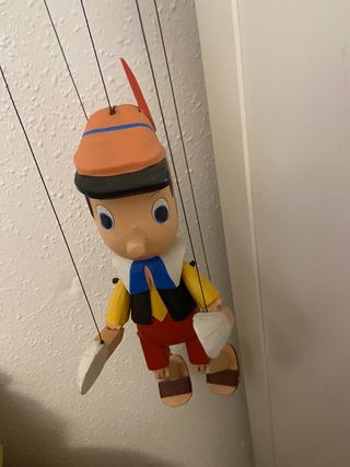 Marioneta de Pinocho antigua de madera
