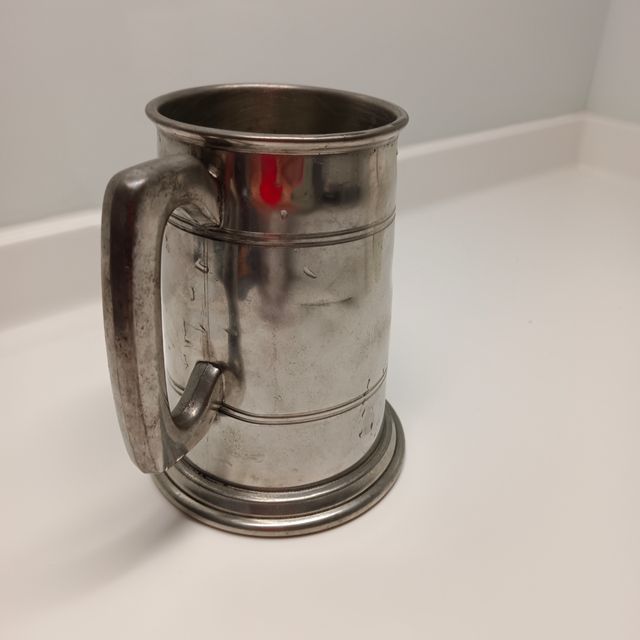 Jarro de lata inglês