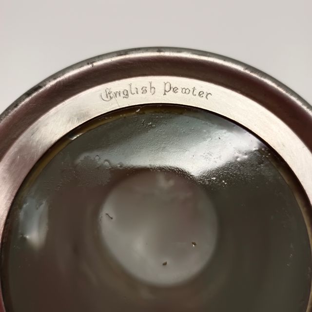 Jarro de lata inglês