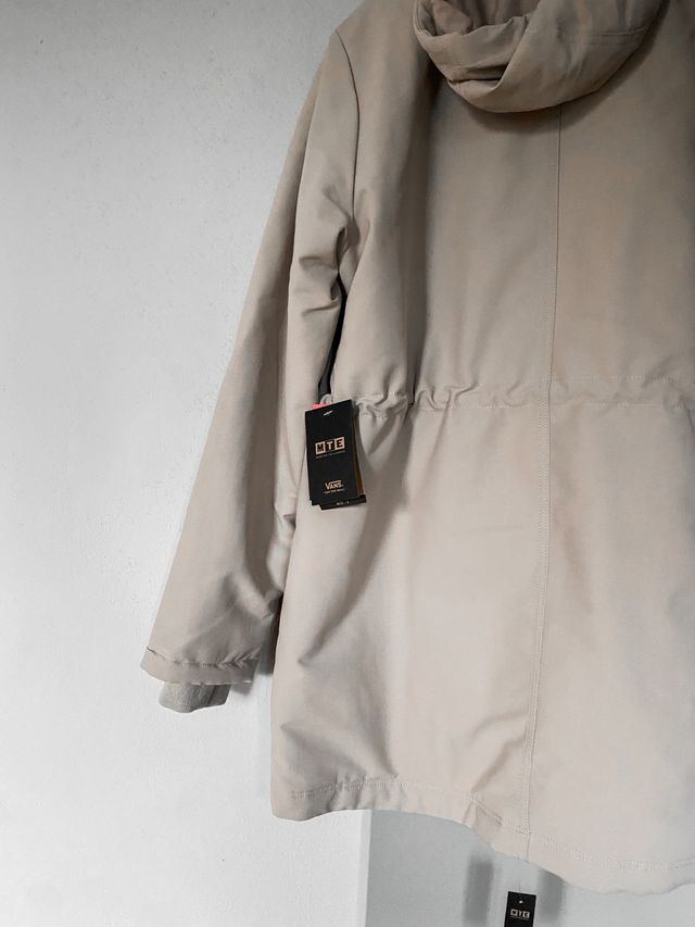 Giacca trapuntata modello parka Vans MTE nuova