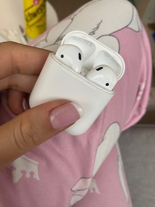 Airpods primera generación estropeados