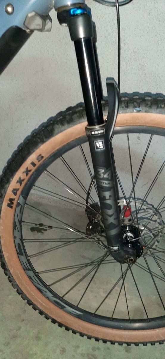 VENDO FOCUS,  bicicleta de Montaña, BAJADA precio