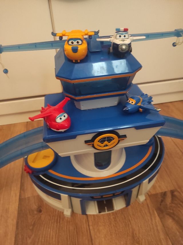 aeropuerto super wings